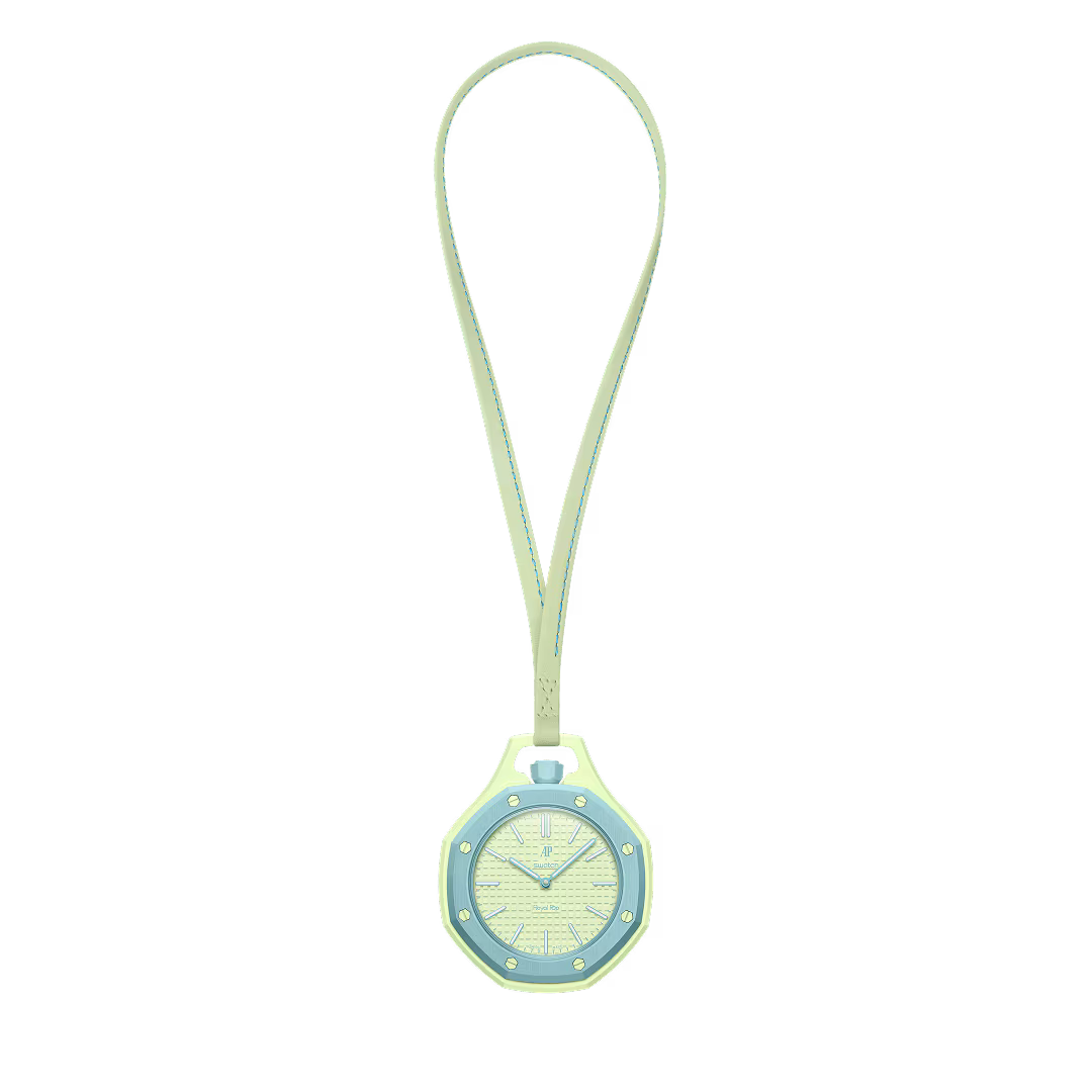 Montre de poche Royal Pop Blaue Acht vue de face — cadran Petite Tapisserie vert lime, lunette octogonale bleu clair, cordon cuir de veau vert