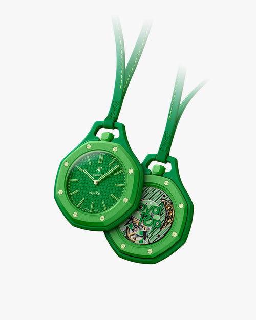 Royal Pop Green Eight Swatch x Audemars Piguet — vue face et dos, boîtier Bioceramic vert foncé, lunette vert clair, cadran Tapisserie vert, cordon cuir vert